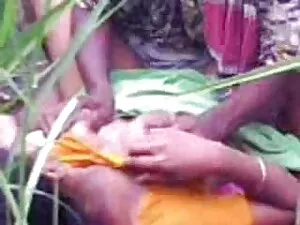 नूड्स ए पोपिन फेस्टि ...