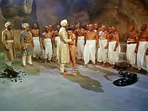 लंबा वेश्या झुकता है ...