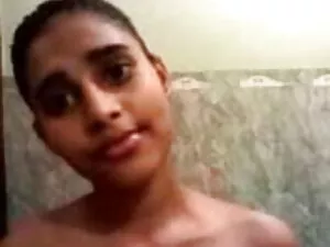उसे यह पसंद है - सार ...