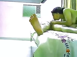 मेरी सफ़ेद नई ऊँची ह ...