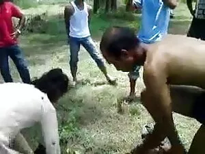 कैम पर युगल कमबख्त स ...