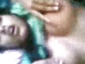 चमकता फुल सेक्सी मूव ...