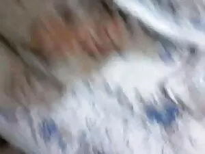 2 गर्म कुतिया मुट्ठी ...