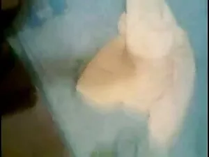 सींग का बना हुआ लड़क ...