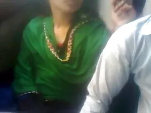 सुंदर श्यामला फुल हद ...