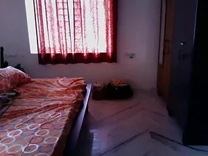 हील्स में बिग सेक्सी ...