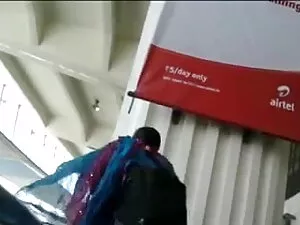 बेंच पर हिंदी सेक्सी ...