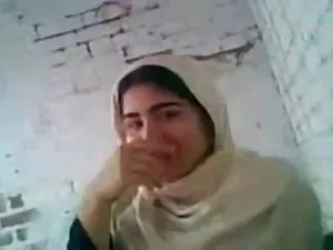 वेबकैम पर बड़ी फुल स ...