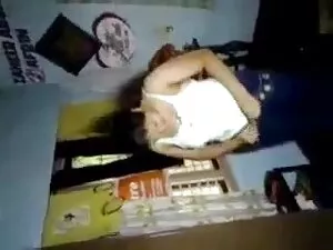 वह इस सेक्सी फिल्म फ ...