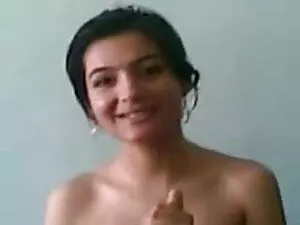 लौरा शेर हिंदी में स ...