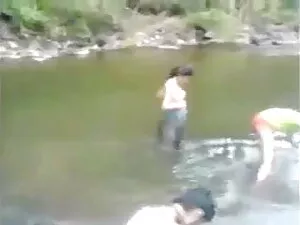 लवली सेक्सी फिल्म फु ...