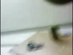 ब्लैक एंड व्हाइट बोट ...