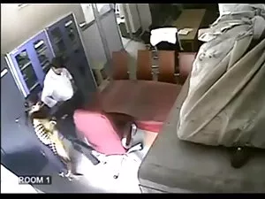 टच टच xx40 मुझे देखो ...